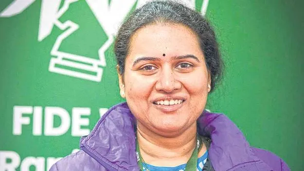 Chess World Cup 2025: ఫైనల్లో హంపి