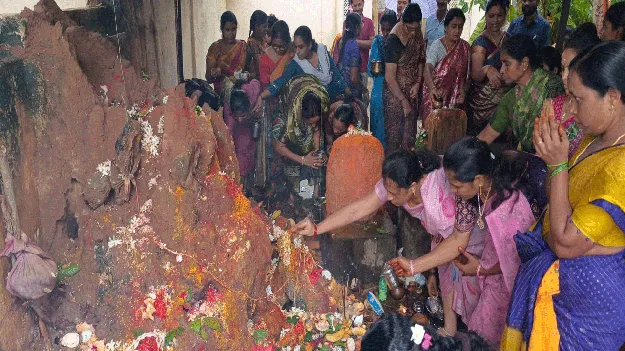 kumaram bheem asifabad- భక్తిశ్రద్ధలతో నాగుల పంచమి వేడుకలు