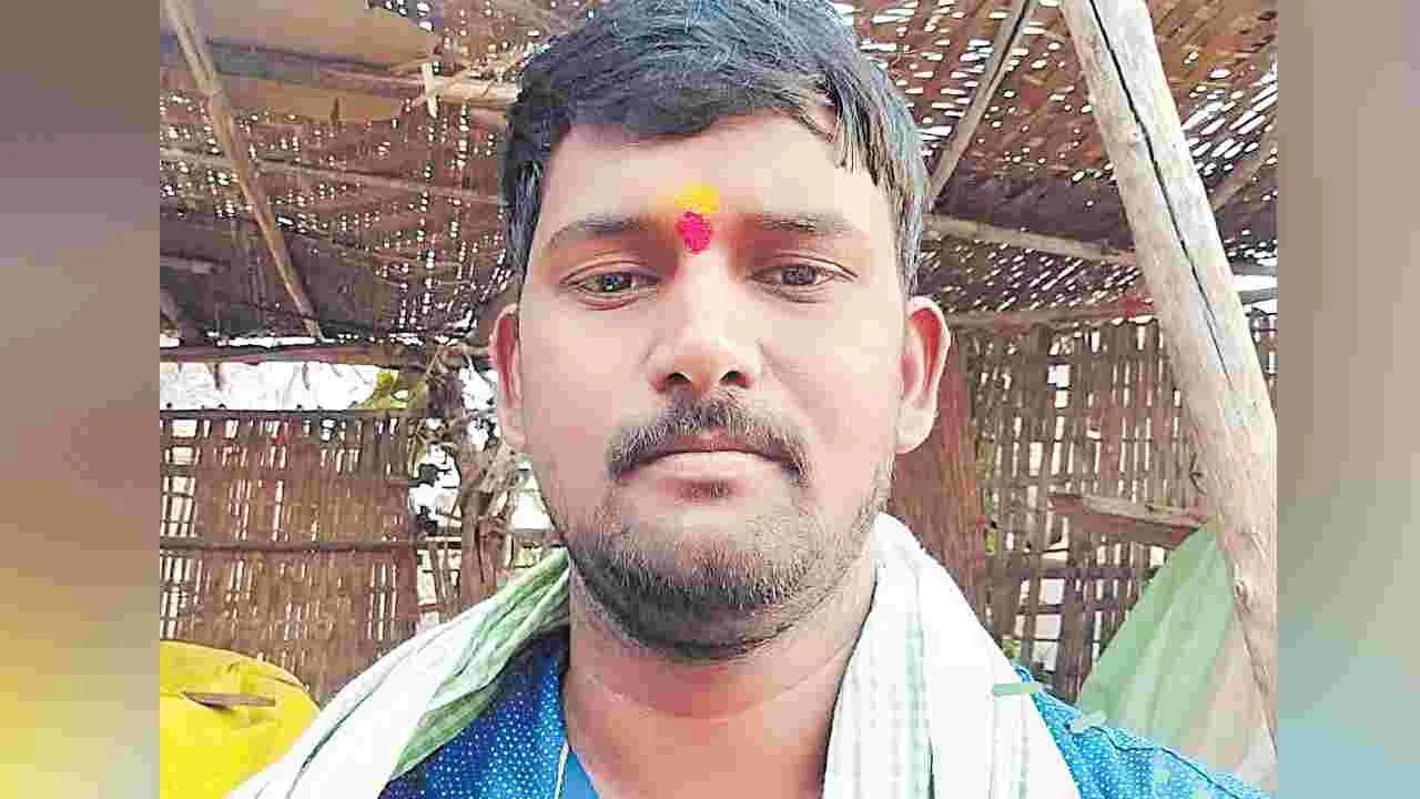 Yadadri Bhuvanagiri: అప్పుల బాధతోరైతు ఆత్మహత్య