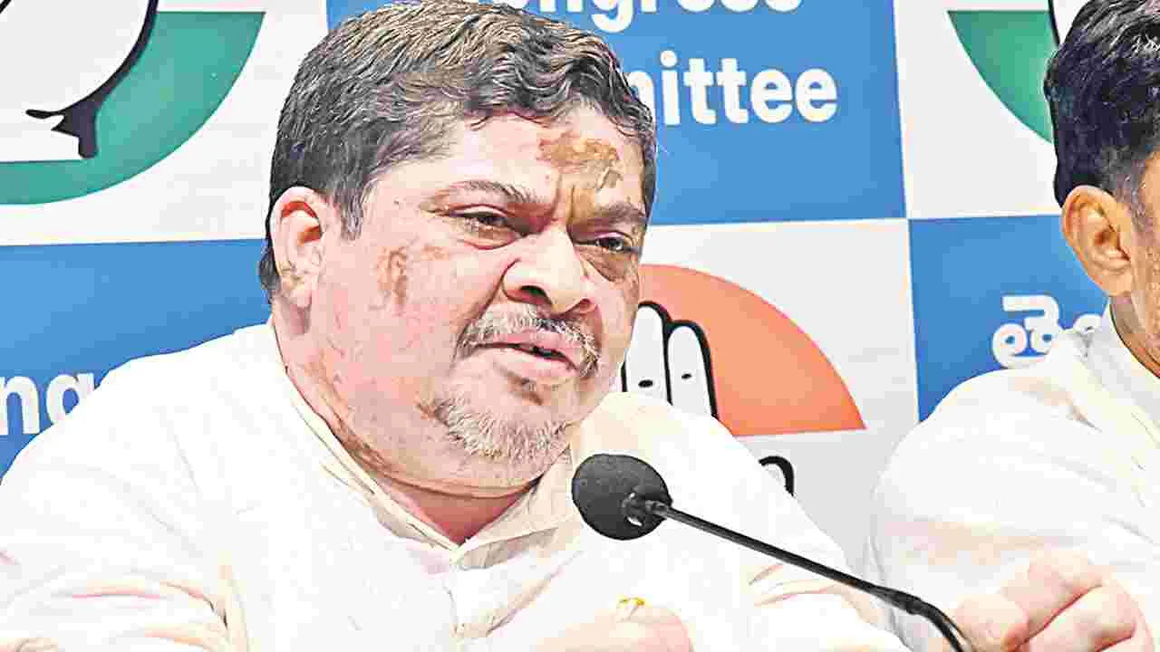 Ponnam Prabhakar: తెలంగాణకు సరిపడా ఎరువులు ఇవ్వని కేంద్రం