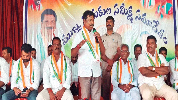 కార్యకర్తలే పార్టీకి పట్టుగొమ్మలు