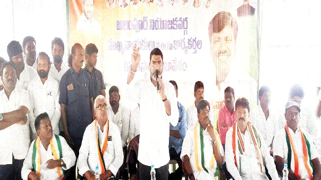 స్థానిక సంస్థల ఎన్నికలకు సిద్ధంగా ఉండాలి