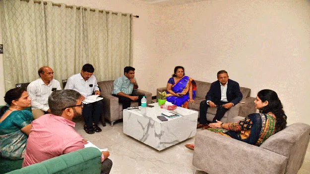 మెడికల్‌ కళాశాలలో సౌకర్యాలను పరిశీలించిన రాష్ట్ర బృందం