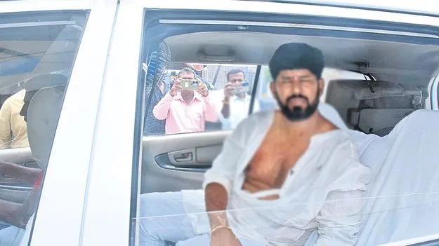 Congress Protest: ‘చలో వేల్పూర్’లో తీవ్ర ఉద్రిక్తత