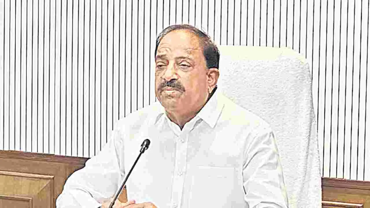 Tummala: ‘మహిళా శక్తి’ చీరల ఉత్పత్తిని పెంచాలి