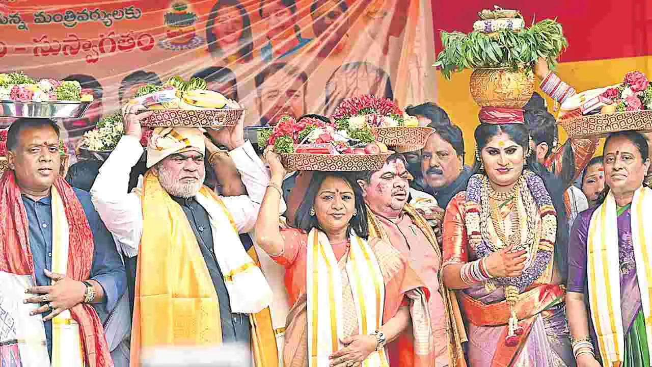Bonalu Festival: జగదాంబికా తల్లీ.. అందుకో బోనం! 