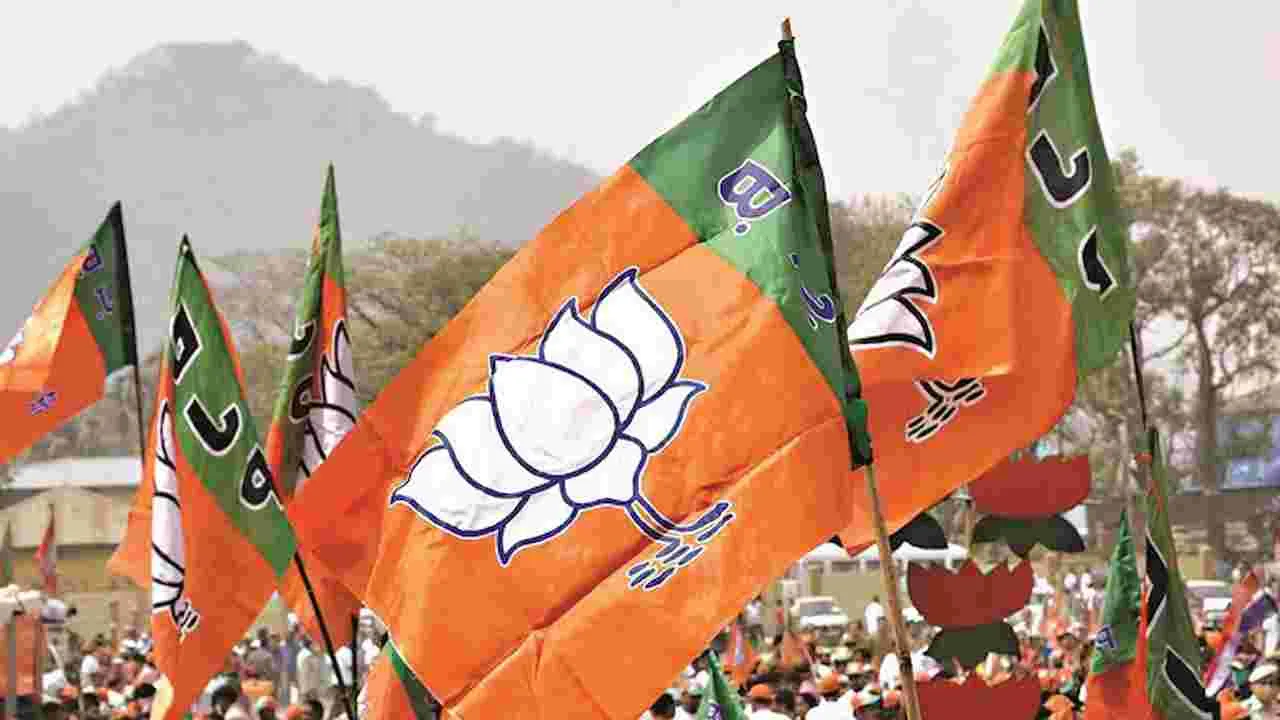 BJP: పది రోజుల్లో బీజేపీ రాష్ట్ర కమిటీ..?!