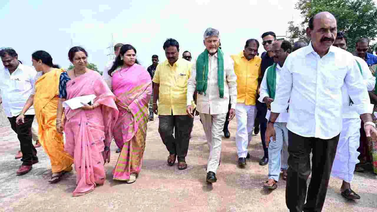 హంద్రీ నీవాకు నీరు విడుదల చేసిన చంద్రబాబు..