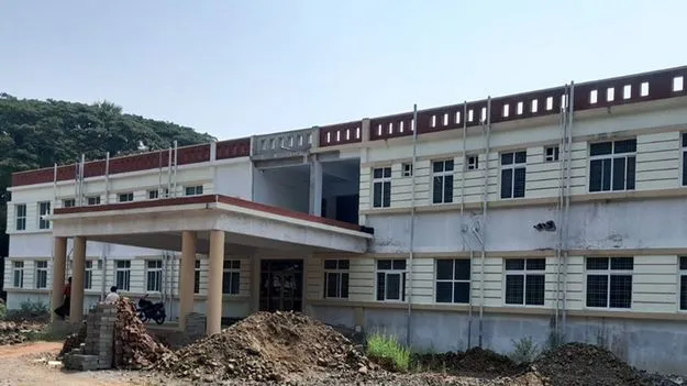 100 పడకల ఆస్పత్రి