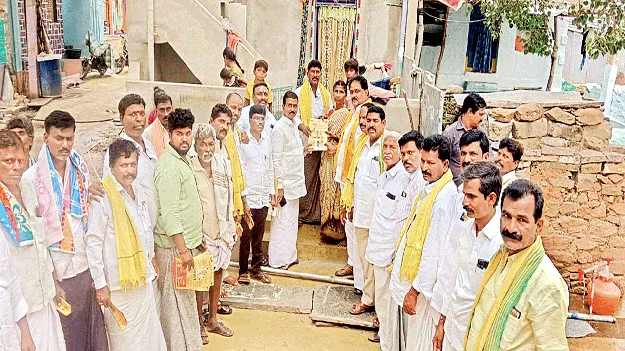 పేదలకు సంక్షేమ పథకాలు 