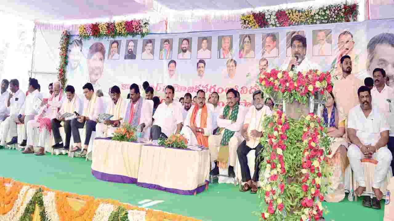 సంక్షేమం కోసం.. రూ.లక్ష కోట్లు ఖర్చు