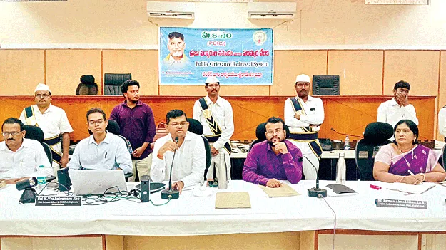    10న మెగా పేరెంట్‌ టీచర్‌ మీటింగ్‌