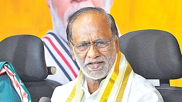 BJP: బీసీ బిల్లు రాష్ట్రపతి వద్ద ఉండగా.. ఆర్డినెన్స్‌ తేవడంలో ఆంతర్యమేంటి?