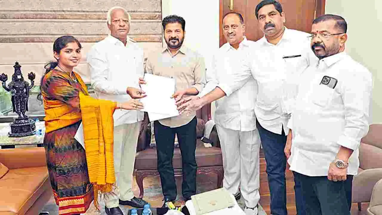 Warangal: వరంగల్‌కు స్పోర్ట్స్‌ స్కూల్‌..!