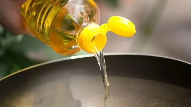 Tummala: స్వచ్ఛమైన వంట నూనె ఉత్పత్తే లక్ష్యం