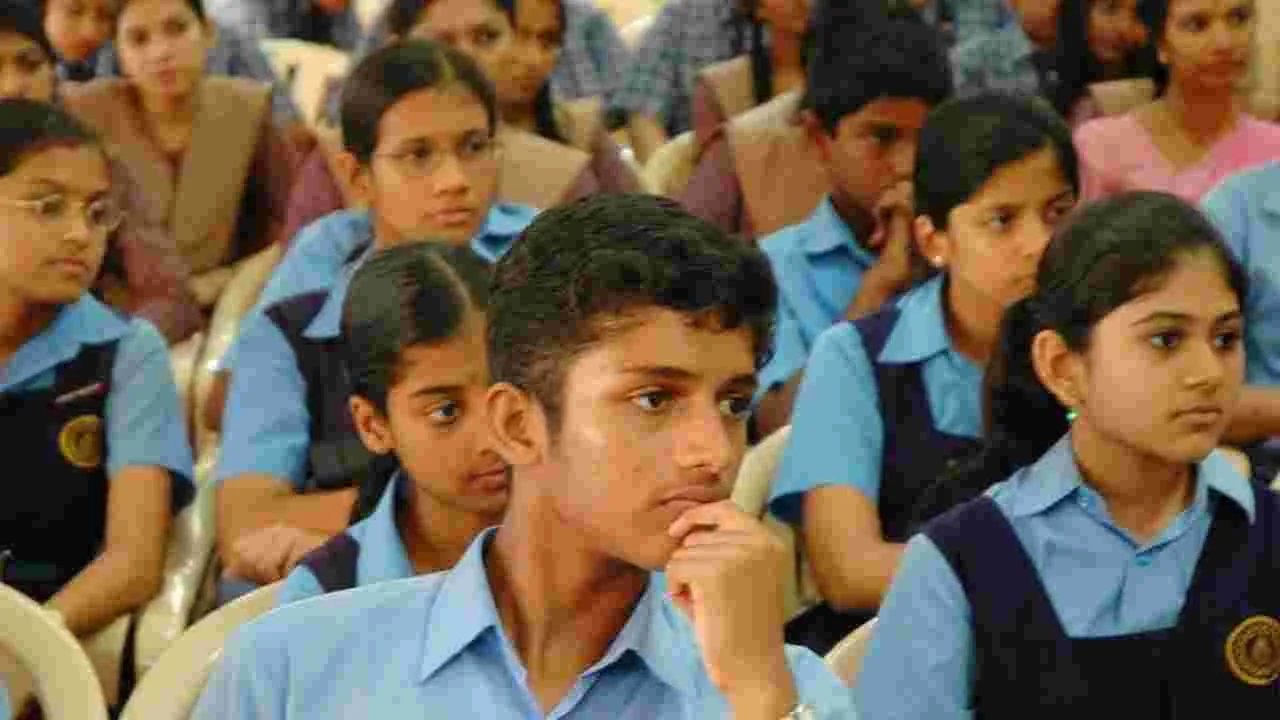 వర్సిటీల ప్రక్షాళన ఇలా మొదలుకావాలి