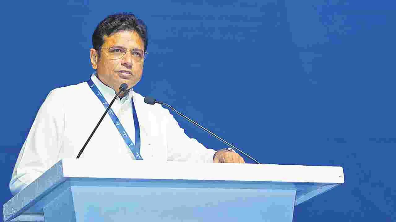 Sridhar Babu: ప్రైవేట్‌కు దీటుగా ప్రభుత్వ పాఠశాల విద్య: దుద్దిళ్ల 