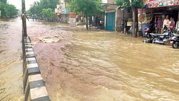 ఉమ్మడి జిల్లా వ్యాప్తంగా జల్లులు