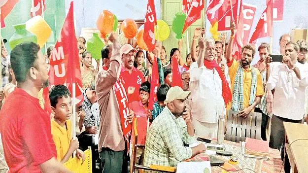 తాగునీటి కోసం గళమెత్తిన మహిళలు