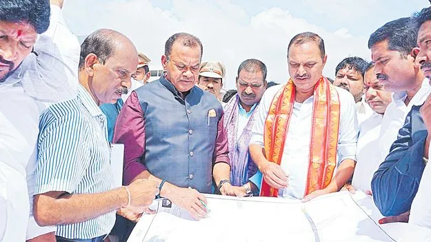 Komatireddy: వచ్చే ఏడాది దసరా నాటికి ఉప్పల్ ఫ్లైఓవర్ పూర్తి
