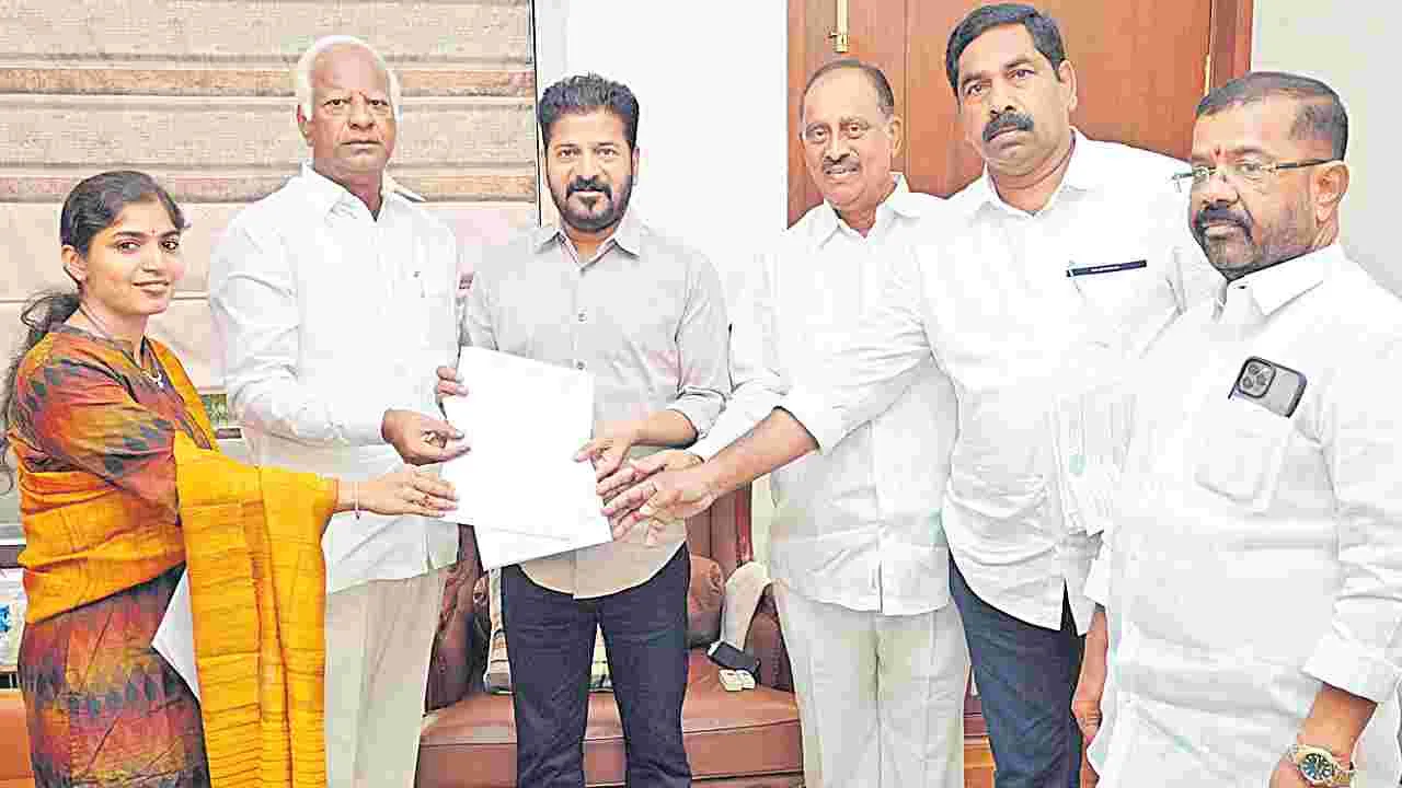 Cricket Stadium: హనుమకొండలో అంతర్జాతీయ క్రికెట్‌ స్టేడియం!