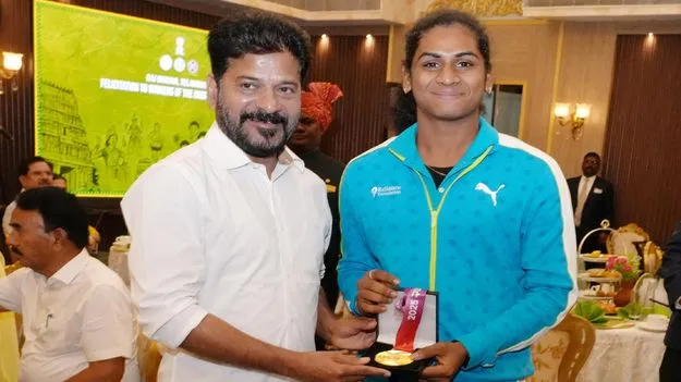 అథ్లెట్‌గా చరిత్ర సృష్టించిన అగసర నందిని