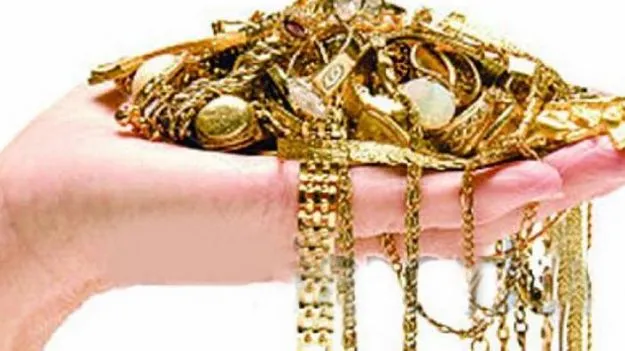 Gold Fraud: తక్కువ ధరకు బంగారు ఇప్పిస్తామని.. రూ.7.32 కోట్లు కొట్టేశారు
