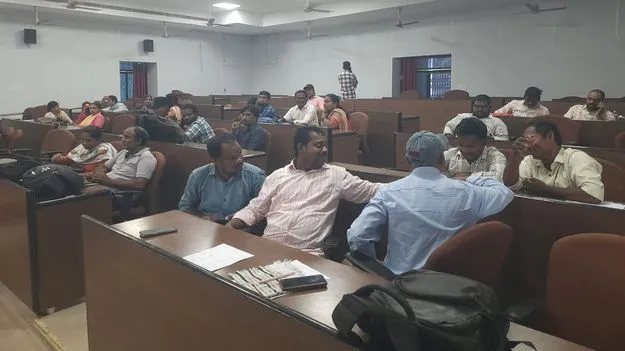 బదిలీలకు రీ కౌన్సెలింగ్‌ చేపట్టండి