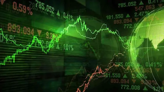 700 పాయింట్లు లాభపడిన సెన్సెక్స్‌