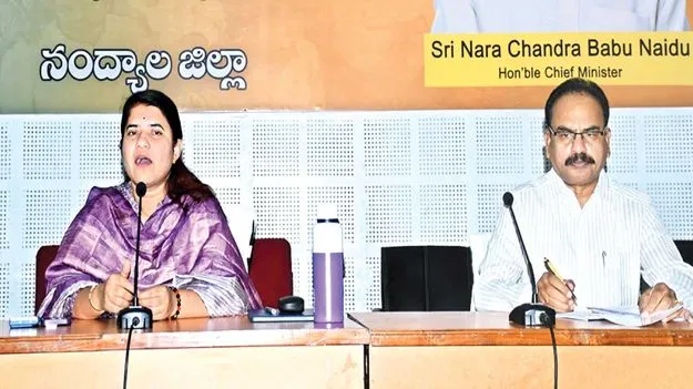 లక్ష్యాలను సాధించాలి 