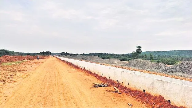 నక్కపల్లి బల్క్‌ డ్రగ్‌ పార్కుకు భూముల బదలాయింపు 