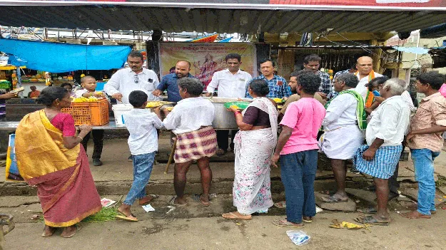 వీరచౌడేశ్వరిదేవి జయంతి సందర్భంగా అన్నదానం 