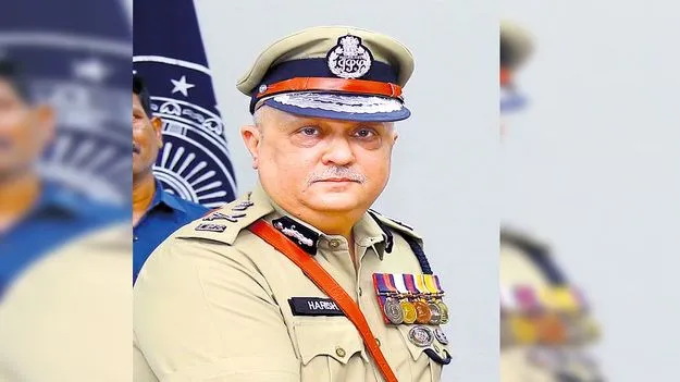  DGP Harish Kumar Gupta: సైబర్‌ నేరగాళ్లతో జాగ్రత్త