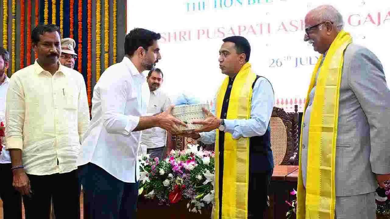 Ashok Gajapathi Raju: గోవా గవర్నర్గా ప్రమాణ స్వీకారం చేసిన అశోక్ గజపతిరాజు