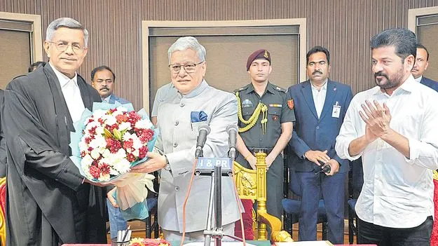 Telangana High Court Chief Justice: హైకోర్టు ప్రధాన న్యాయమూర్తిగా జస్టిస్‌ ఏకే సింగ్‌ 