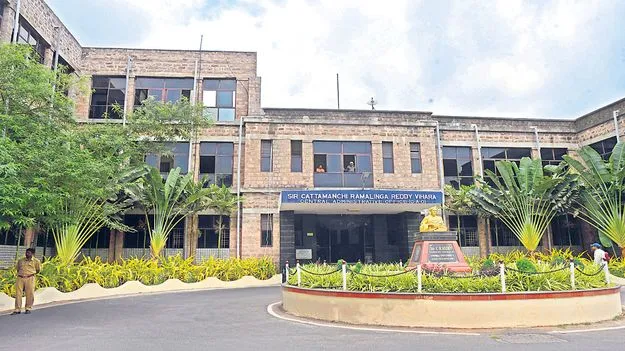 హైవేలో గ్రేడ్‌ సెపరేటెడ్‌ ఫ్లైఓవర్లు?