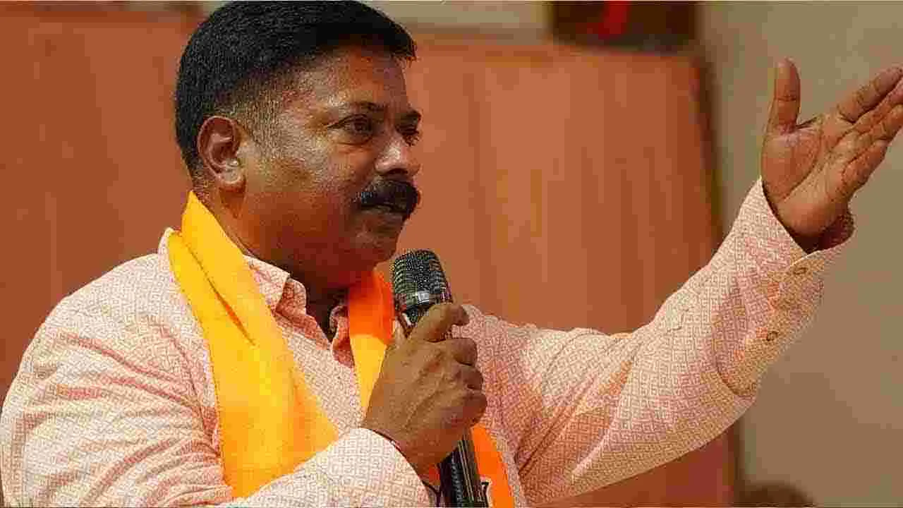  Telangana BJP: బీజేపీ నేతలు అలా చేయొద్దు.. హై కమాండ్  వార్నింగ్