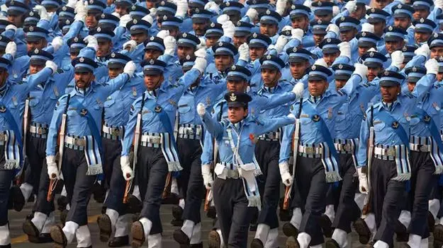 AgniVeer Vayu Jobs: 17 ఏళ్ల వారికే కేంద్రంలో జాబ్ ఆఫర్స్.. నెలకు రూ.40 వేల జీతం