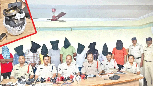 ఈ అక్షయపాత్ర.. మహిమగలదంట!