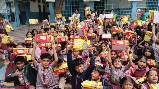 BLIA : పేద విద్యార్థులకు అండగా బుద్ధాస్ లైట్ ఇంటర్నేషనల్ అసోసియేషన్