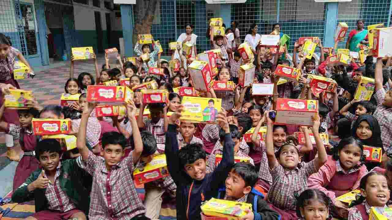 BLIA : పేద విద్యార్థులకు అండగా బుద్ధాస్ లైట్ ఇంటర్నేషనల్ అసోసియేషన్