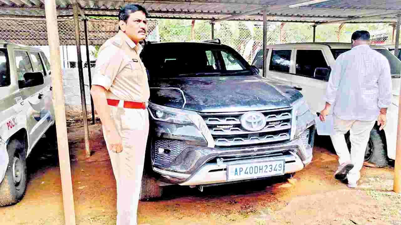 YCP Jagan: జగన్‌ వాహనానికి ఫిట్‌నెస్‌ పరీక్షలు
