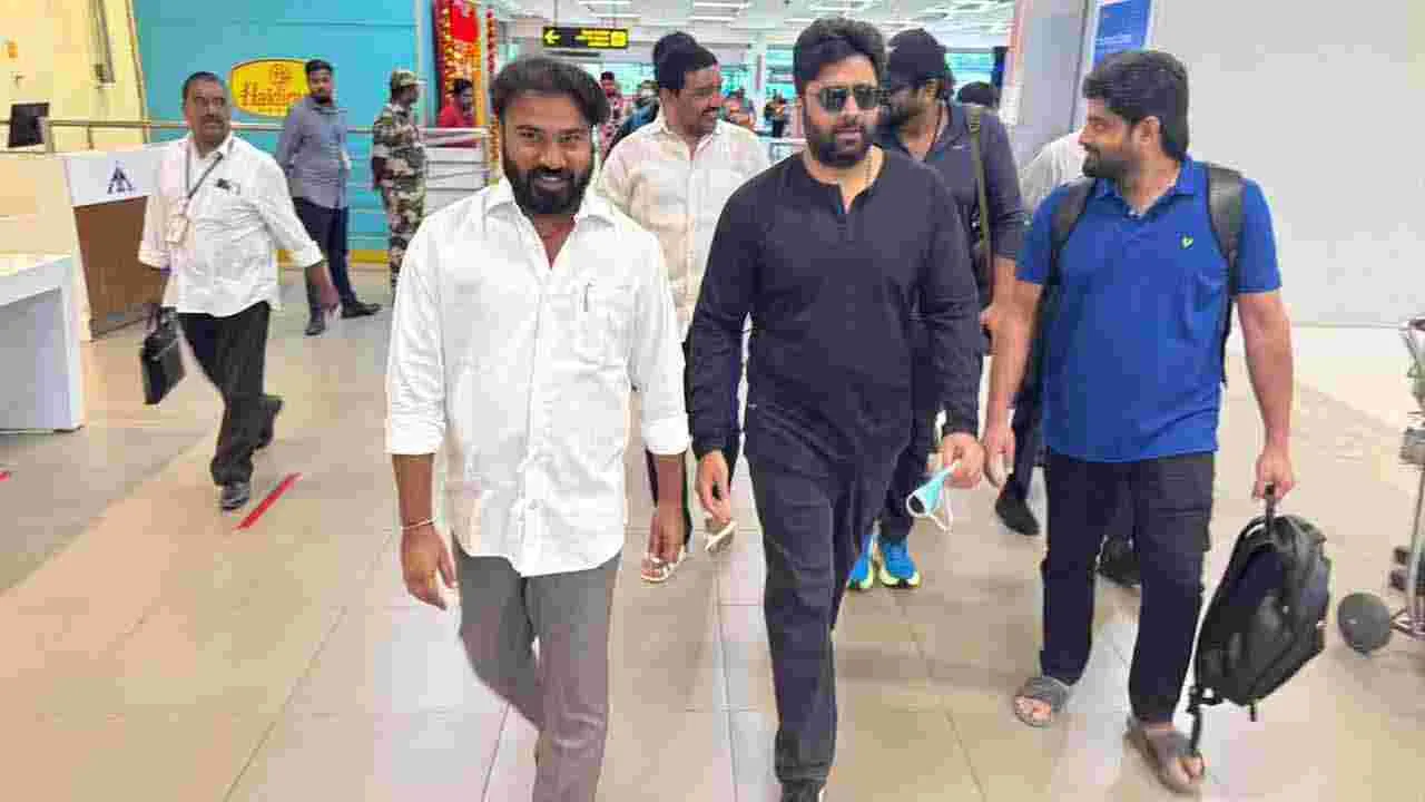 Masula Beach Festival 2025: మచిలీపట్నంలో 2కే రన్లో పాల్గొన్న భైరవం మూవీ టీం