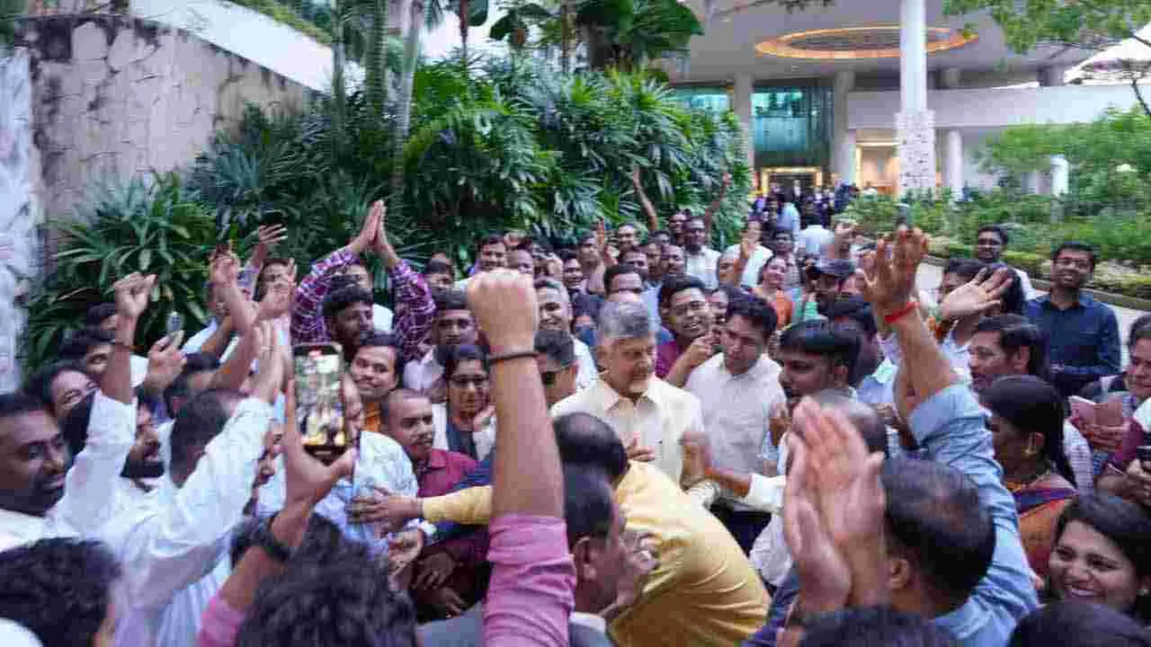 సింగపూర్లో సీఎం చంద్రబాబుకు ఘనంగా వీడ్కోలు