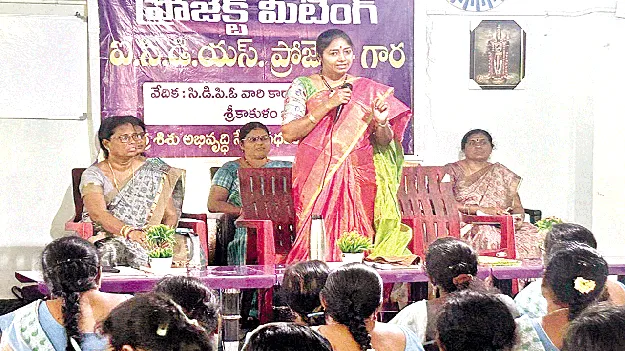 బాల్యవివాహాలపై అవగాహన కల్పించాలి 