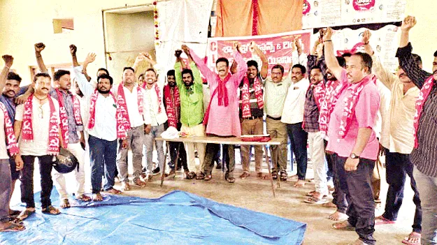 60 మంది కార్మికులను చేర్చుకోవడం అభినందనీయం