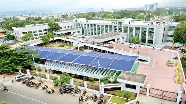 కూటమిలో పోటీ