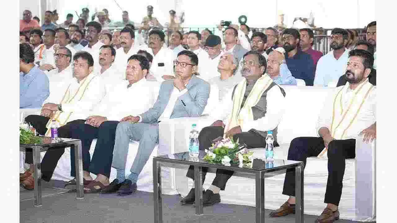 CM Revanth Reddy: శామీర్పేట జీనోమ్ వ్యాలీలో ఐకార్ బయాలజిక్స్కి శంకుస్థాపన.. పాల్గొన్న సీఎం రేవంత్రెడ్డి