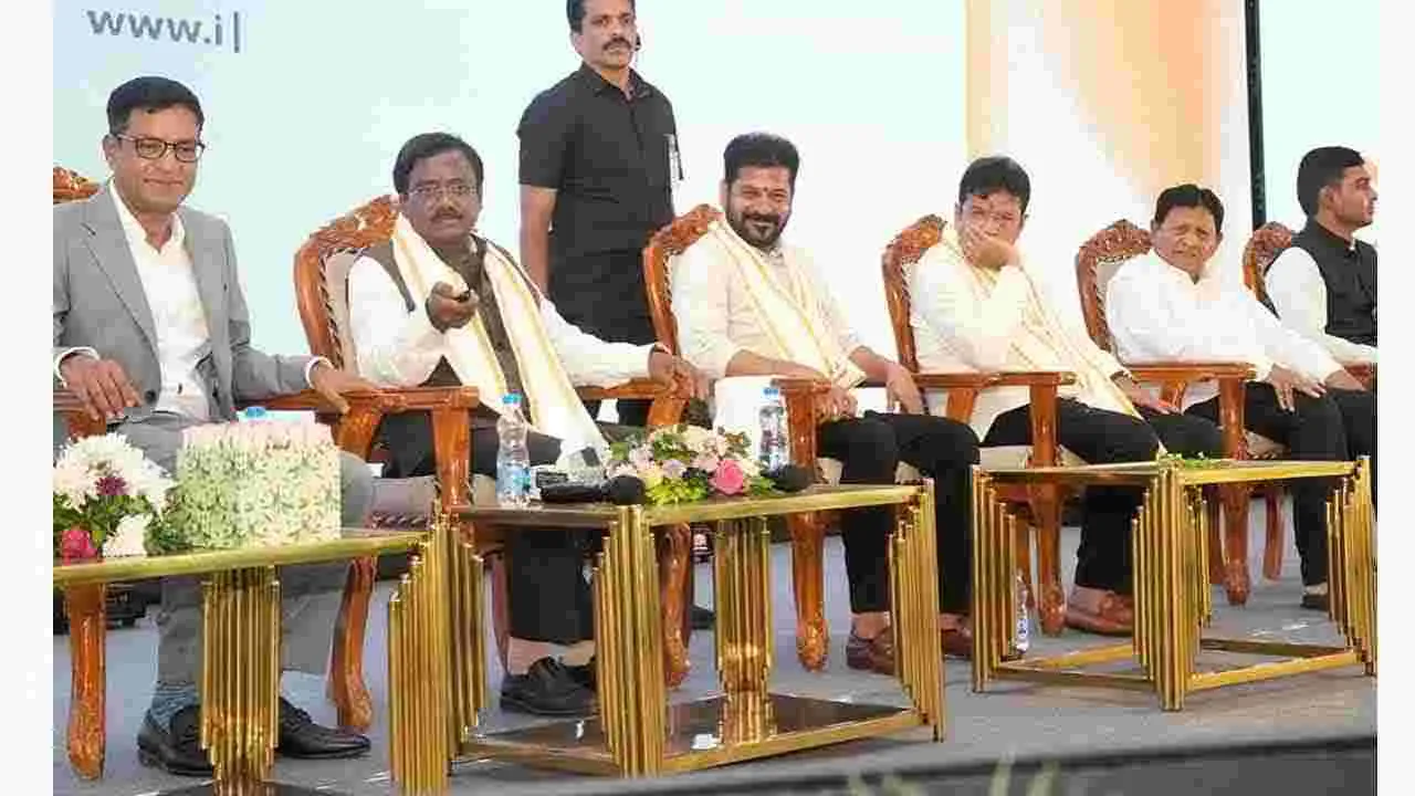 CM Revanth Reddy: శామీర్పేట జీనోమ్ వ్యాలీలో ఐకార్ బయాలజిక్స్కి శంకుస్థాపన.. పాల్గొన్న సీఎం రేవంత్రెడ్డి