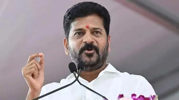 CM Revanth on Metro: పాత బస్తీ మెట్రో పనులకు గ్రీన్ సిగ్నల్.. సీఎం రేవంత్‌రెడ్డి కీలక ఆదేశాలు